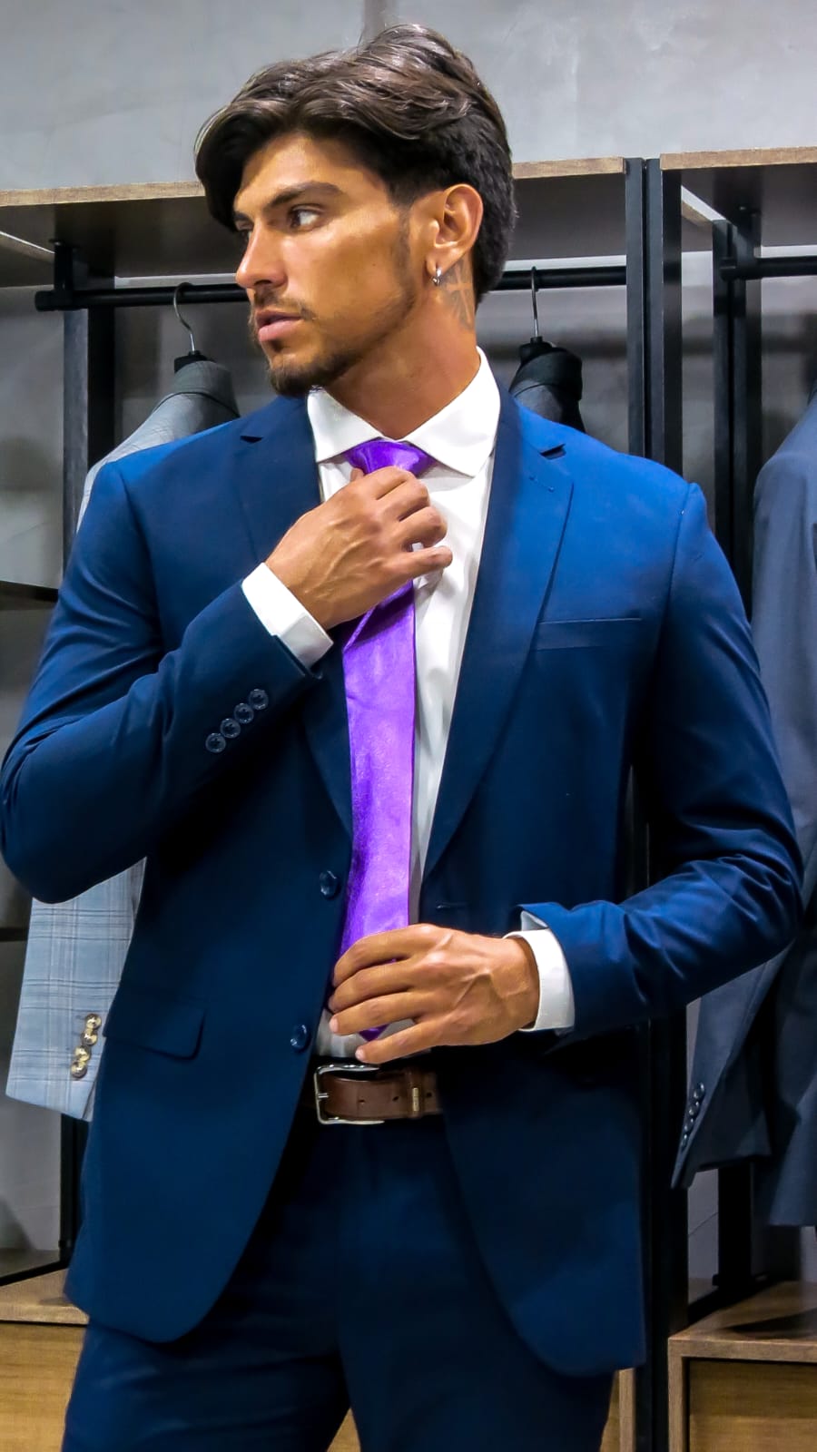 TERNO EM AZUL MARINHO POLIVISCOSE